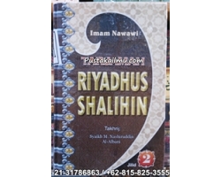 "Buku Tarjamah Riyadhus Shalihin"